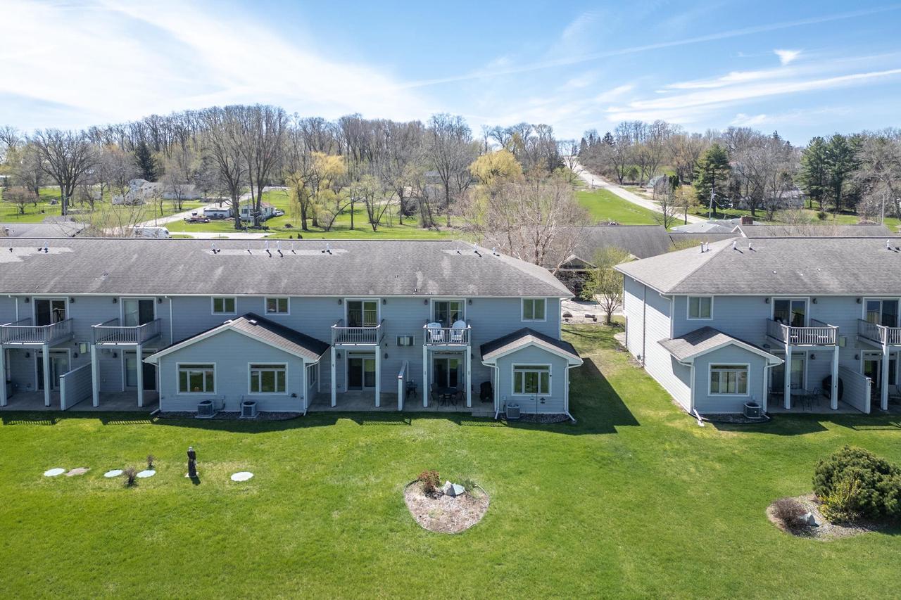 178 East Front Street 31