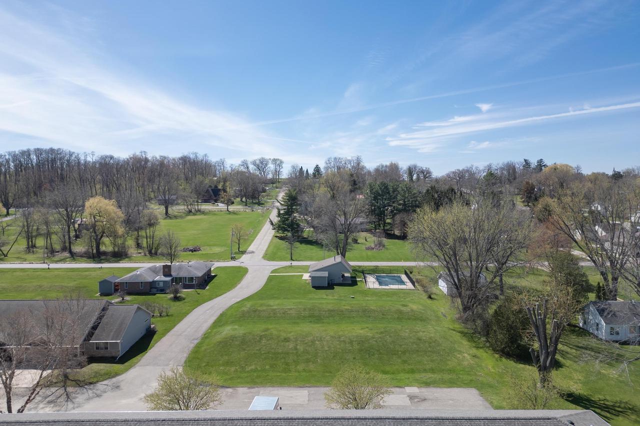 178 East Front Street 31