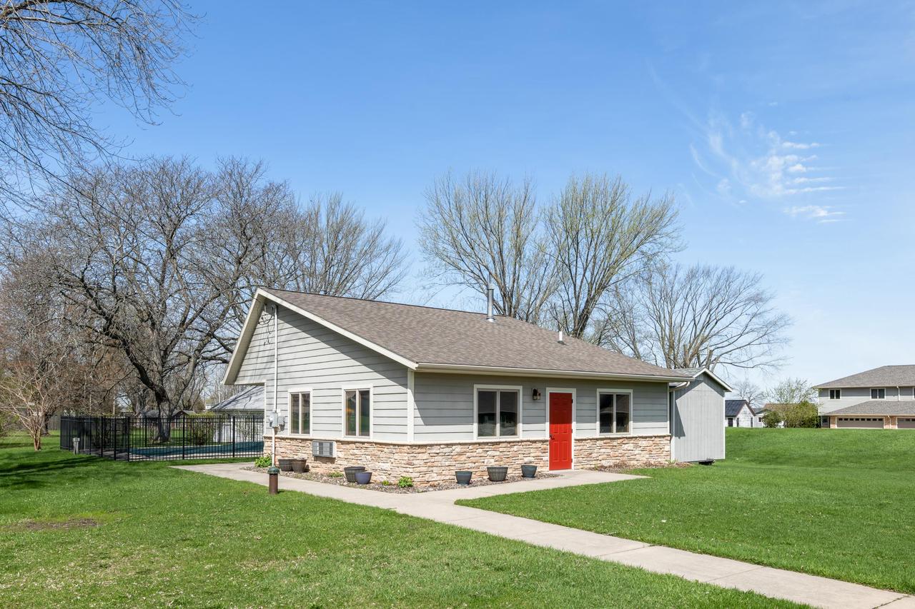 178 East Front Street 31