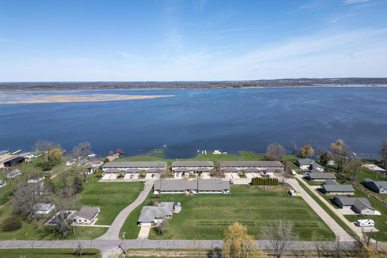 178 East Front Street 31