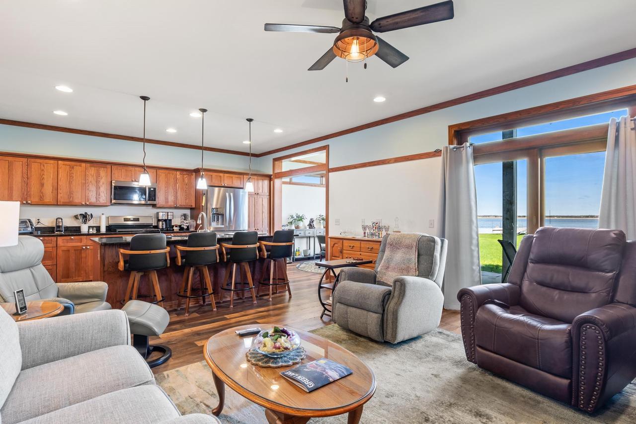 178 East Front Street 31