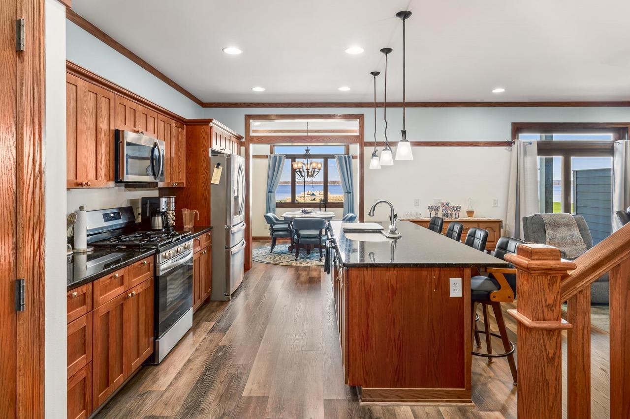 178 East Front Street 31