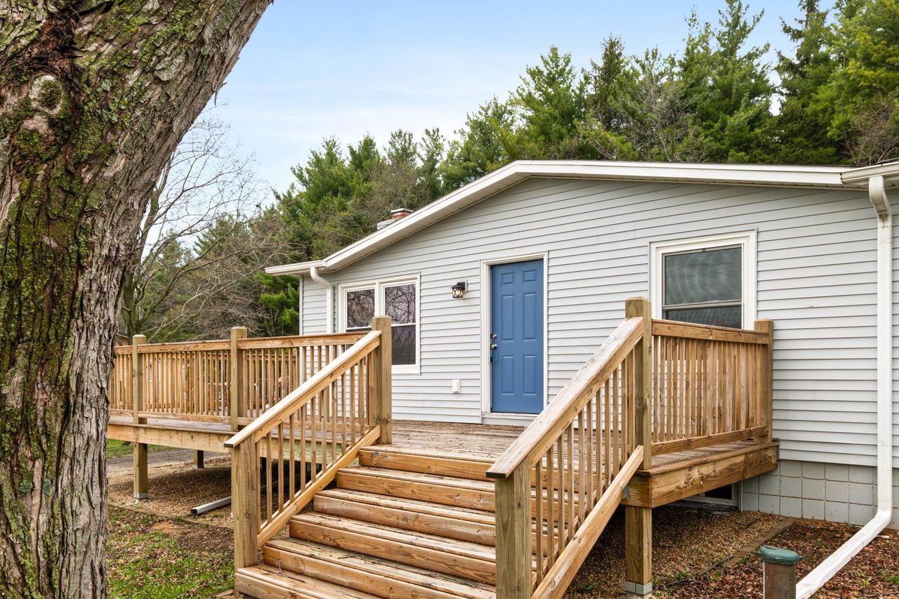 W2252 Spring Lake Road