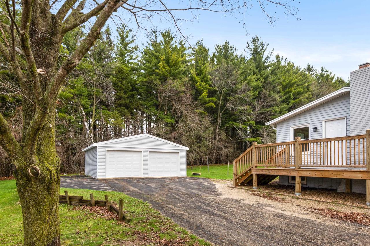 W2252 Spring Lake Road