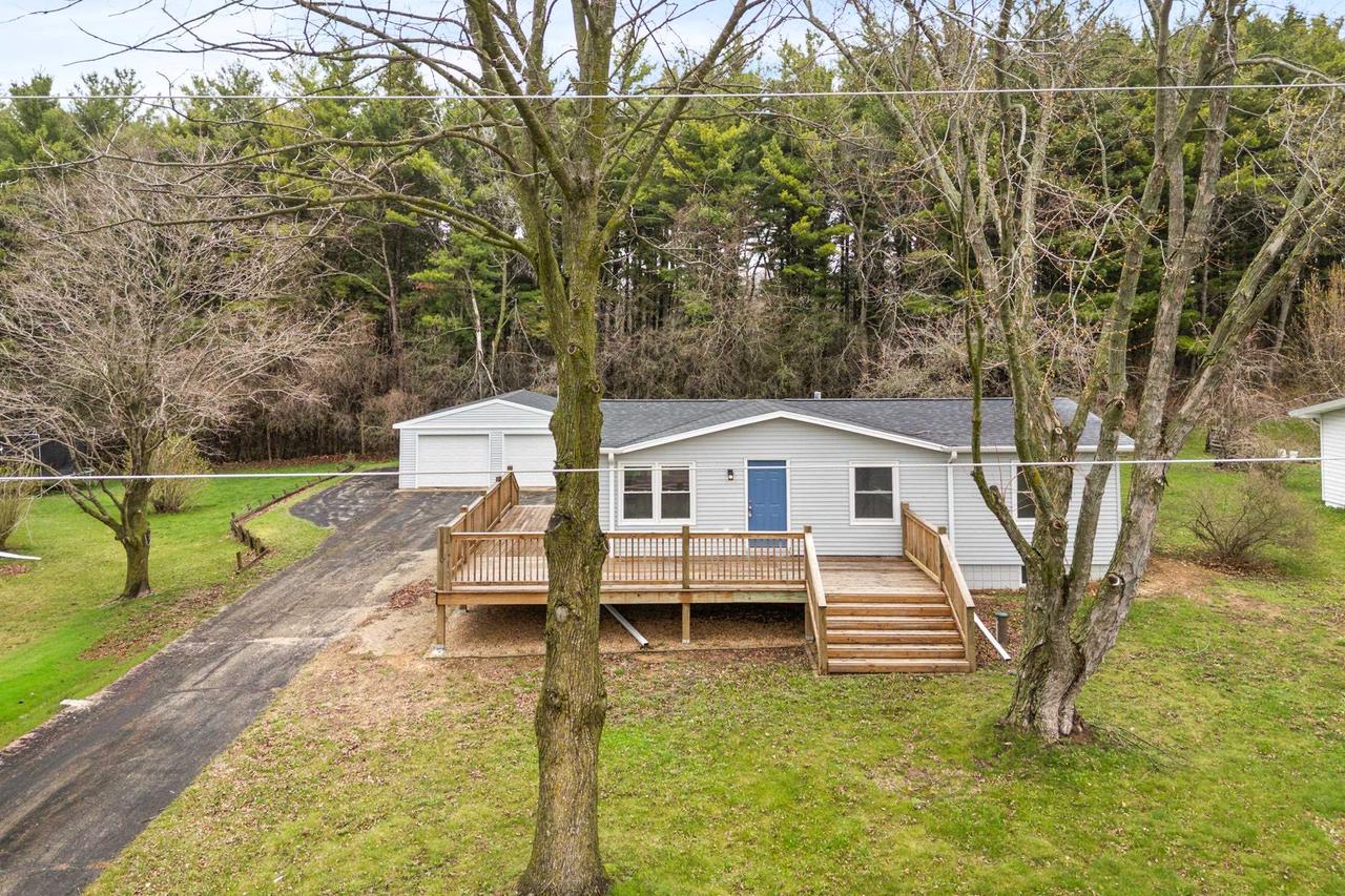 W2252 Spring Lake Road