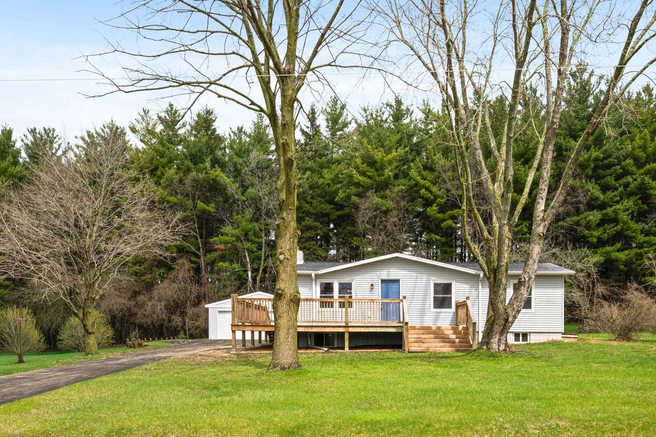 W2252 Spring Lake Road
