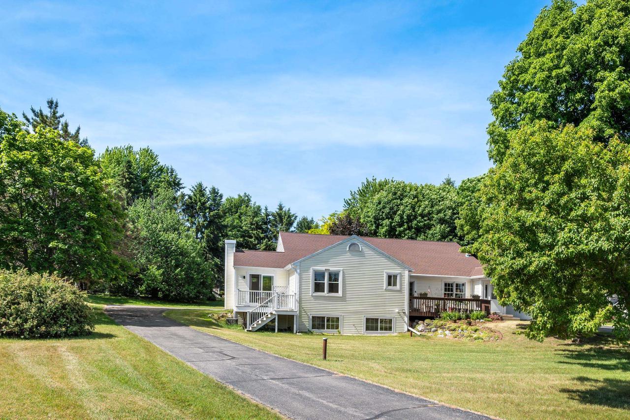 N6083 Heritage Drive