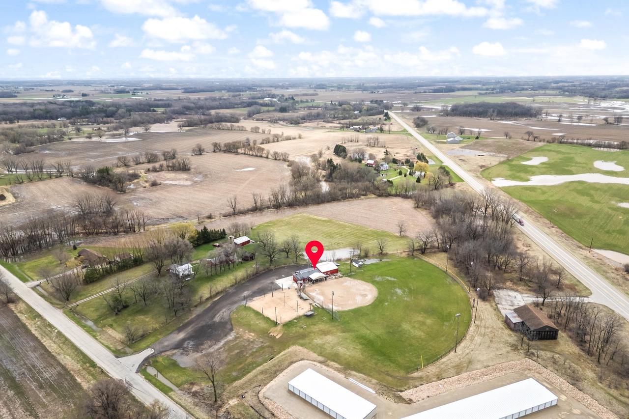 W12010 Rose-Eld Road