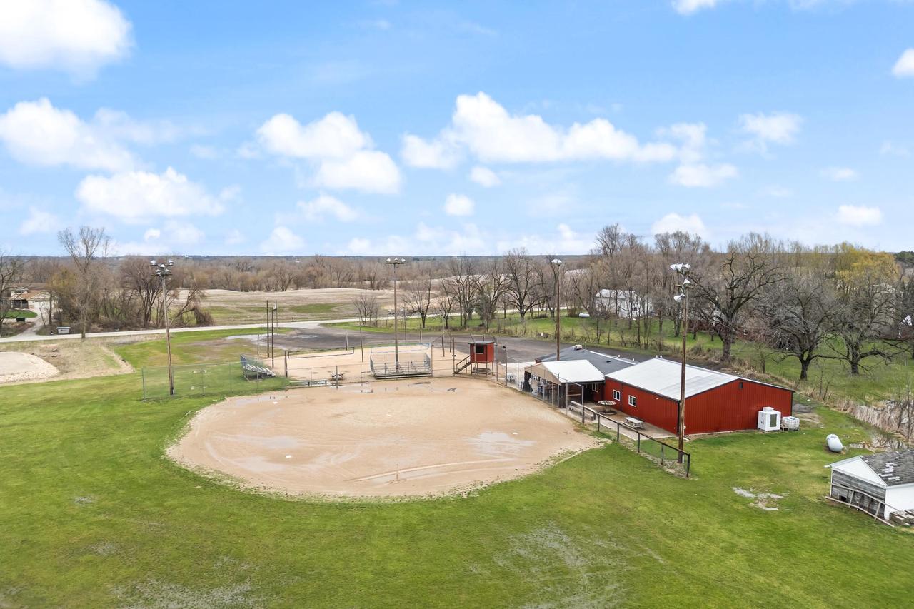 W12010 Rose-Eld Road