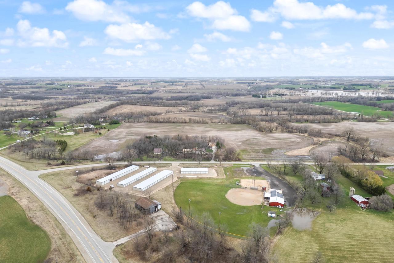 W12010 Rose-Eld Road