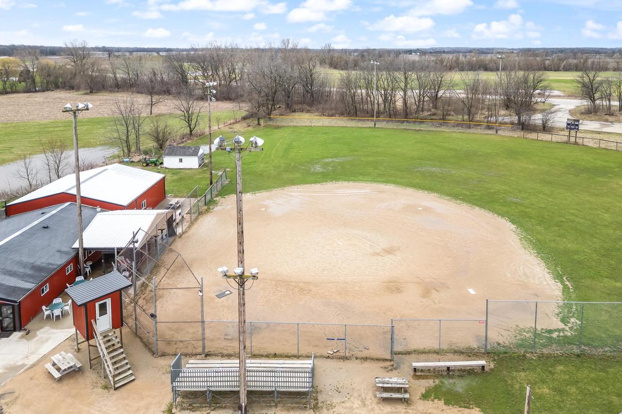 W12010 Rose-Eld Road