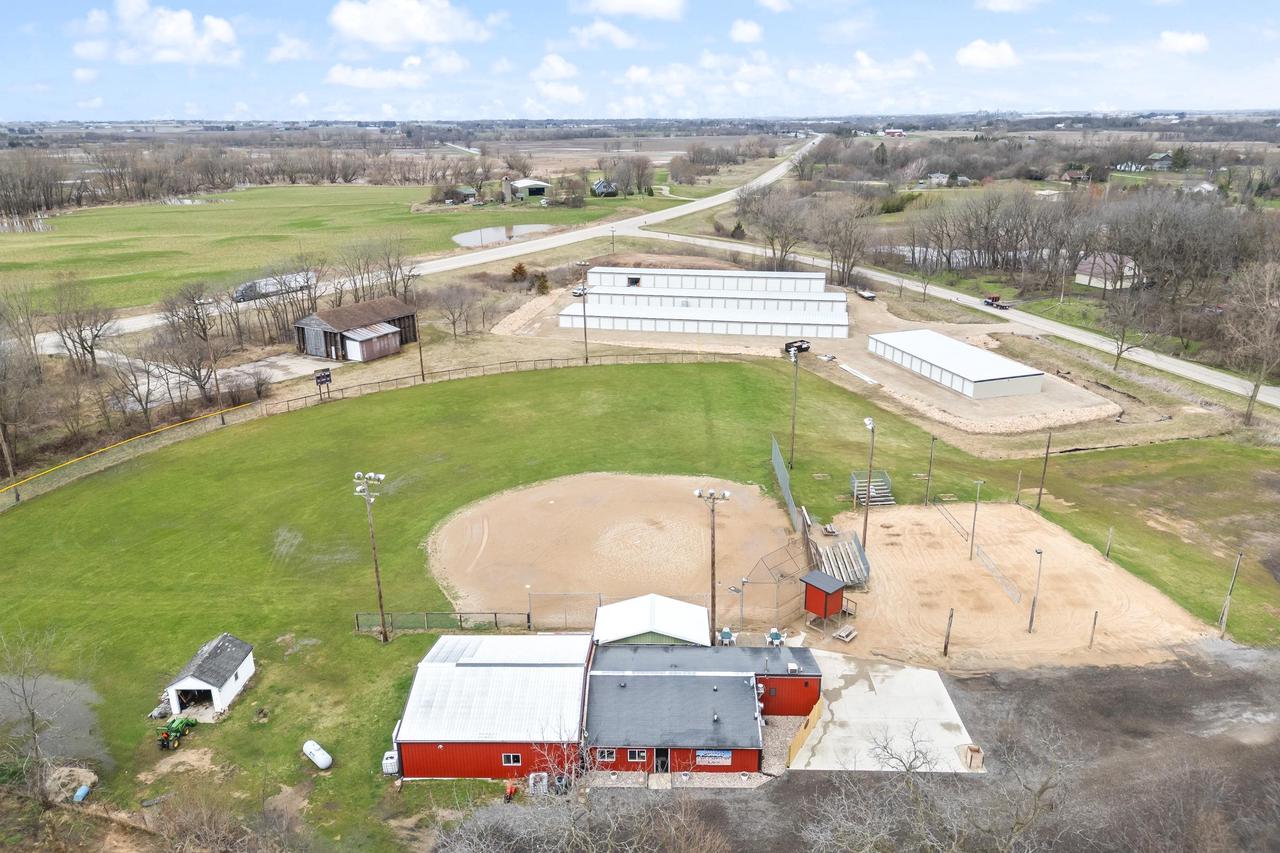 W12010 Rose-Eld Road