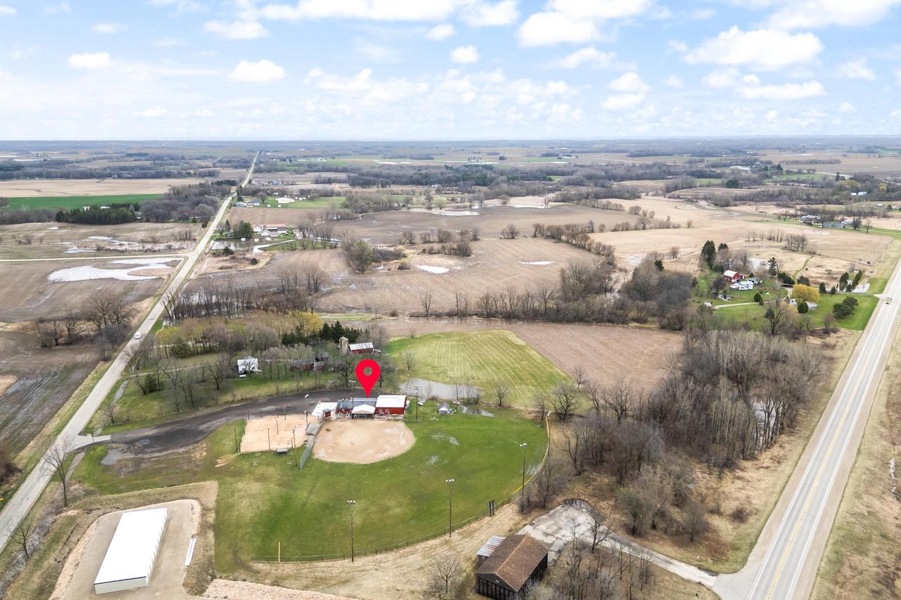 W12010 Rose-Eld Road