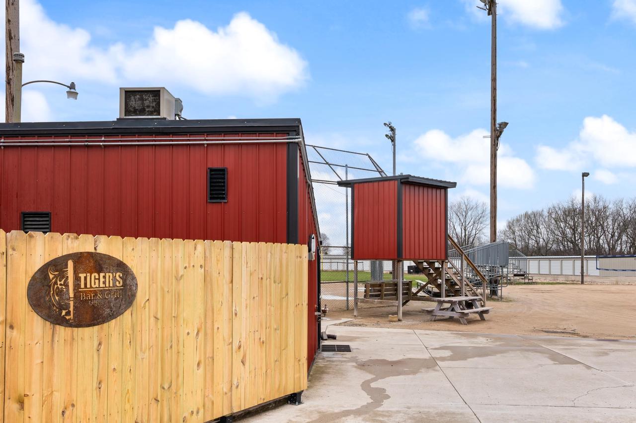 W12010 Rose-Eld Road