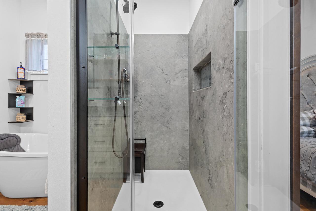 N7117 Black Creek Road