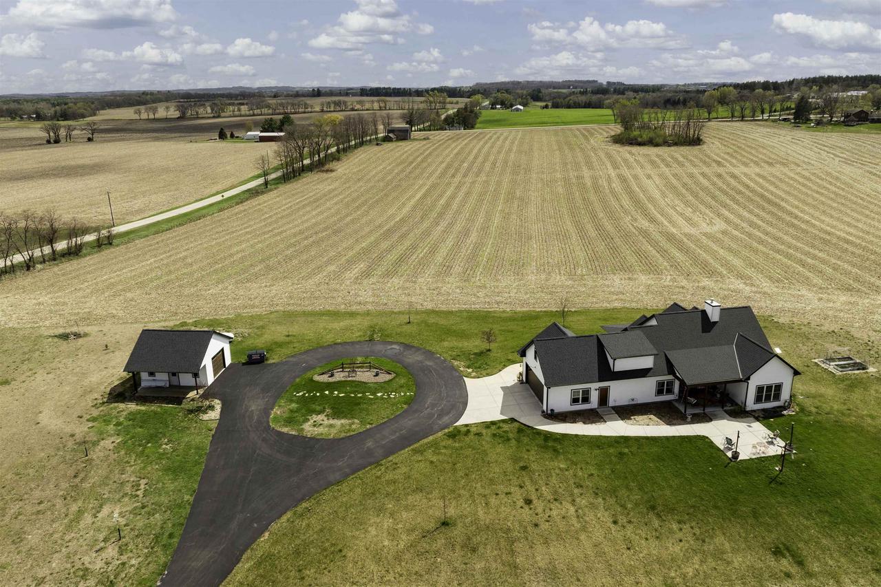 N7117 Black Creek Road