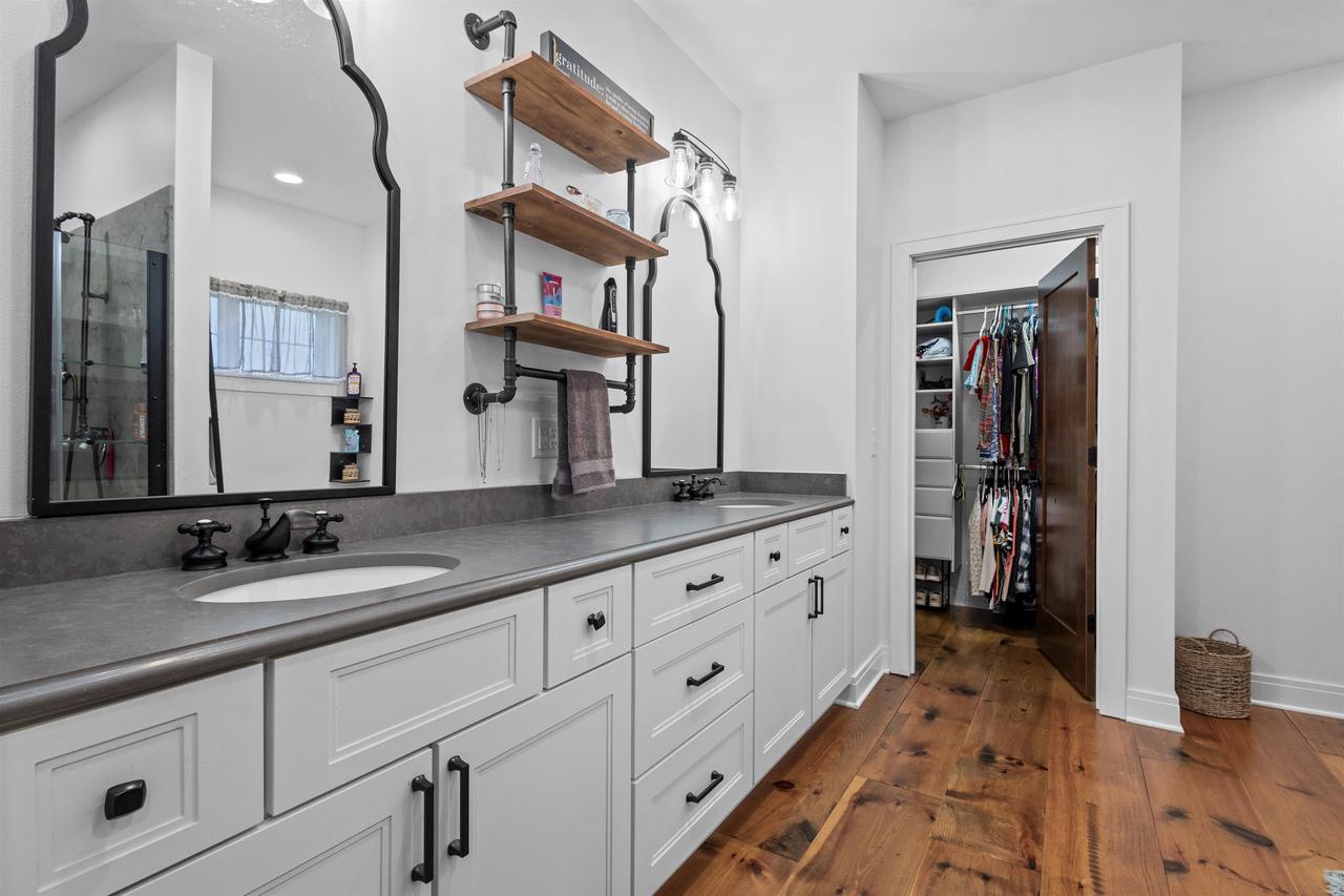 N7117 Black Creek Road