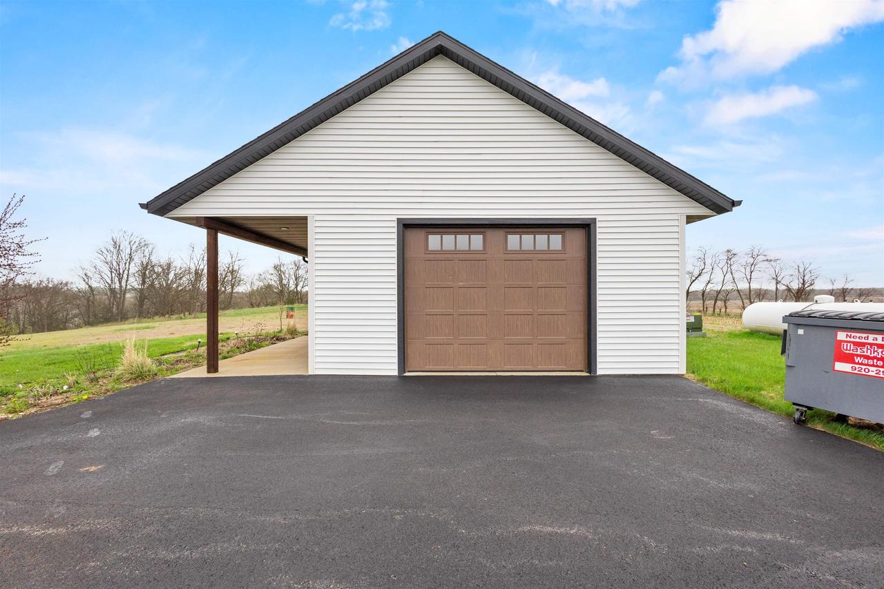 N7117 Black Creek Road