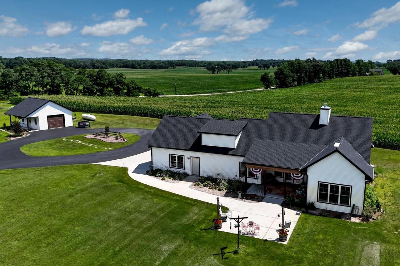 N7117 Black Creek Road