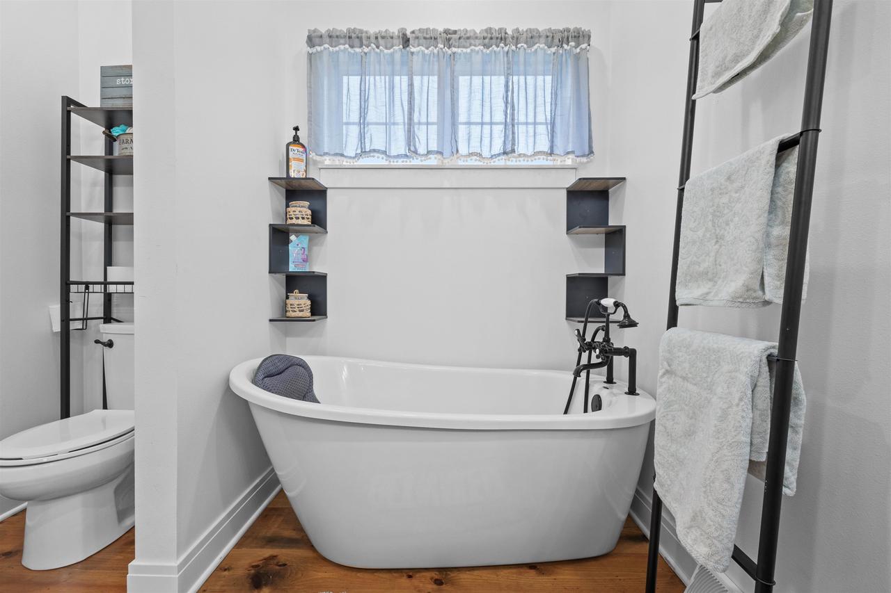 N7117 Black Creek Road