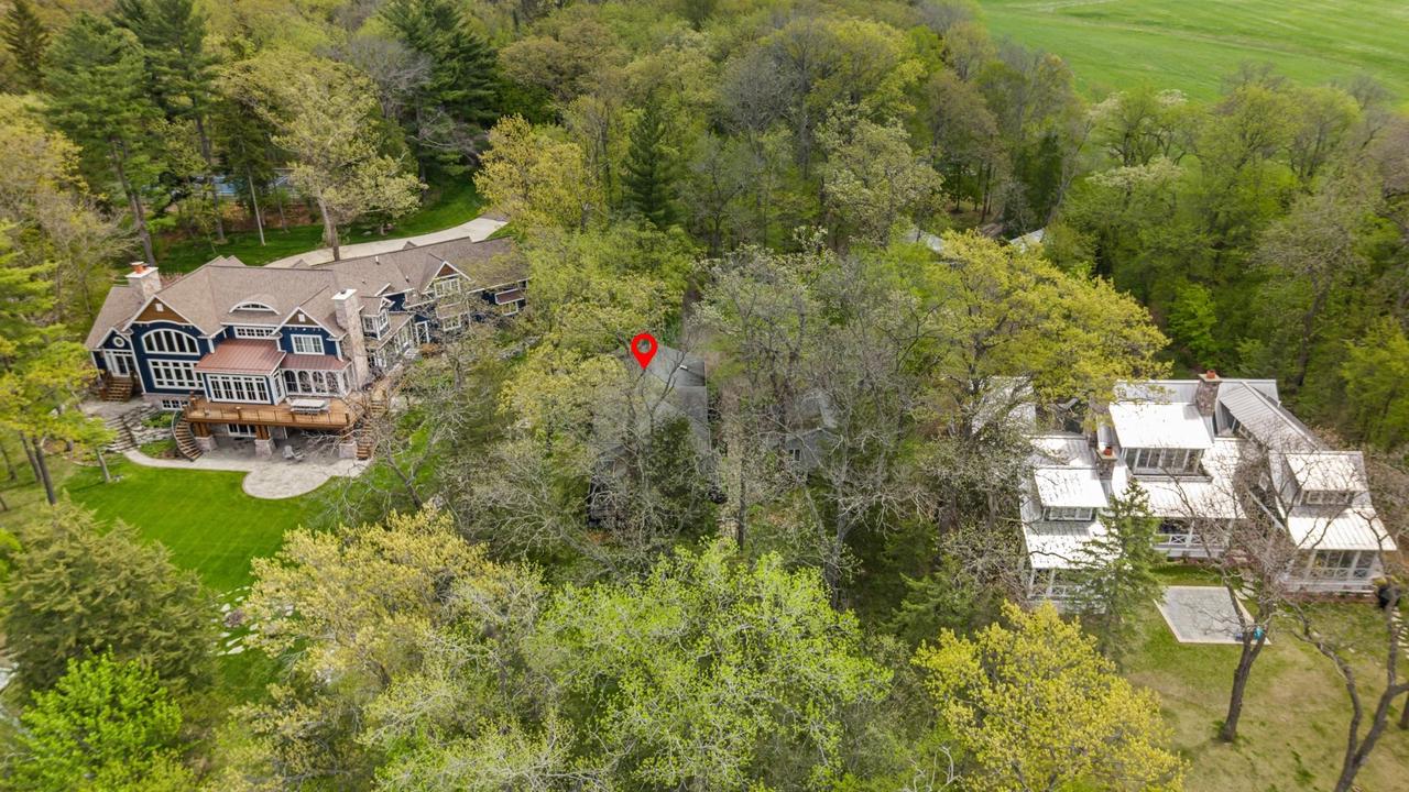 W1834 Sandstone Avenue