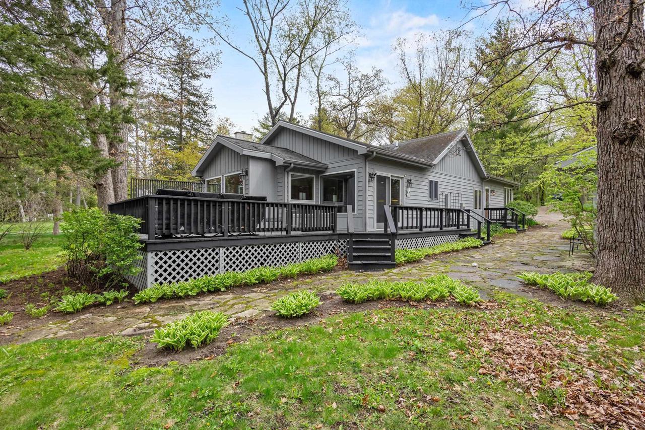 W1834 Sandstone Avenue