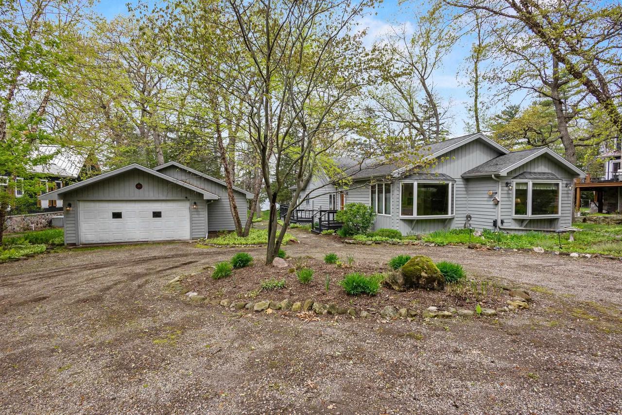 W1834 Sandstone Avenue