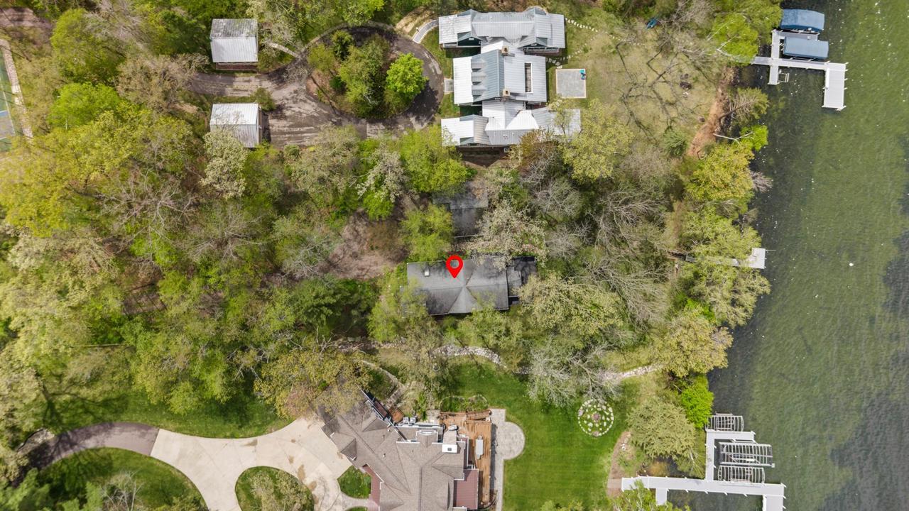 W1834 Sandstone Avenue