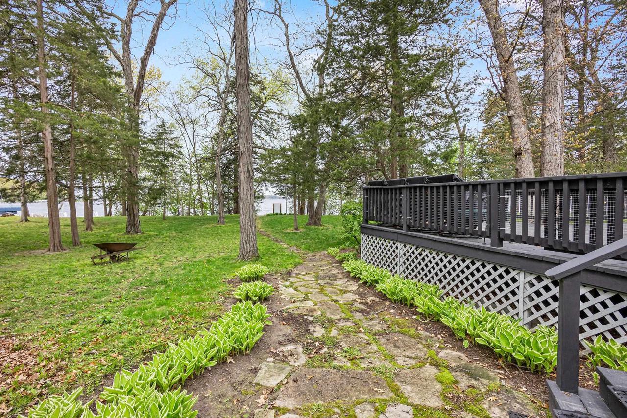 W1834 Sandstone Avenue