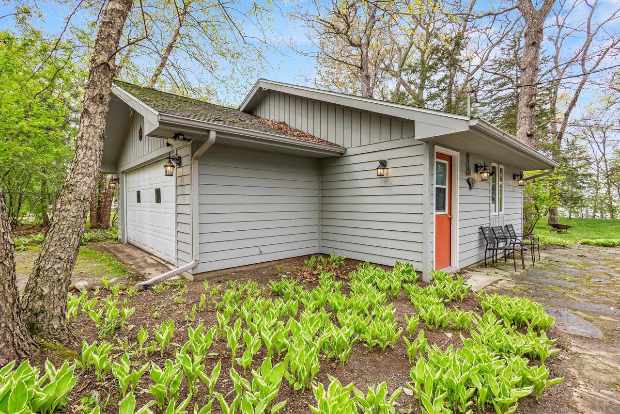 W1834 Sandstone Avenue