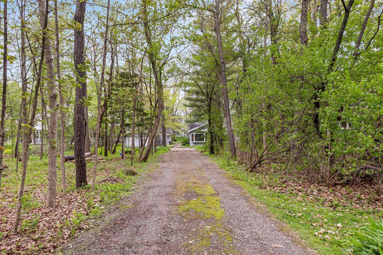 W1834 Sandstone Avenue
