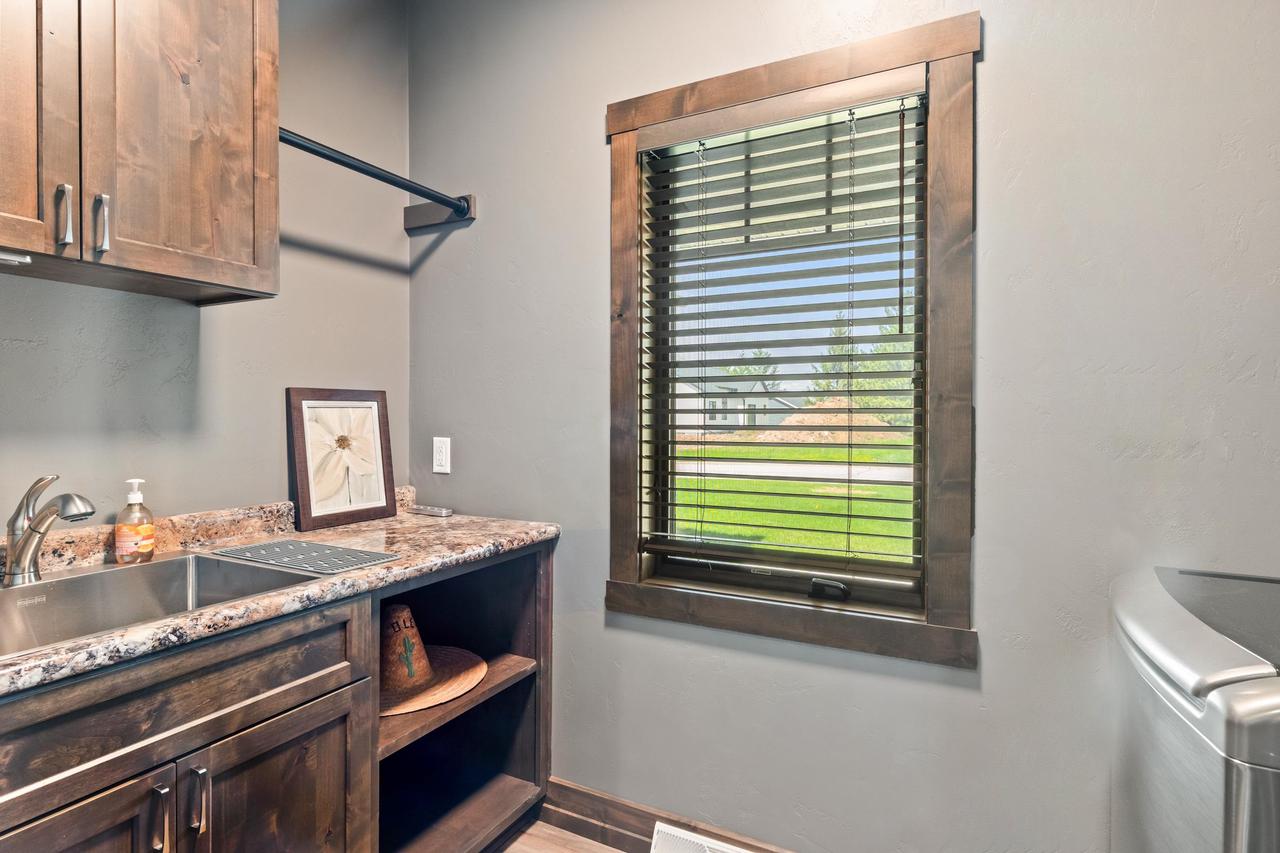 309 Drumlin Loop