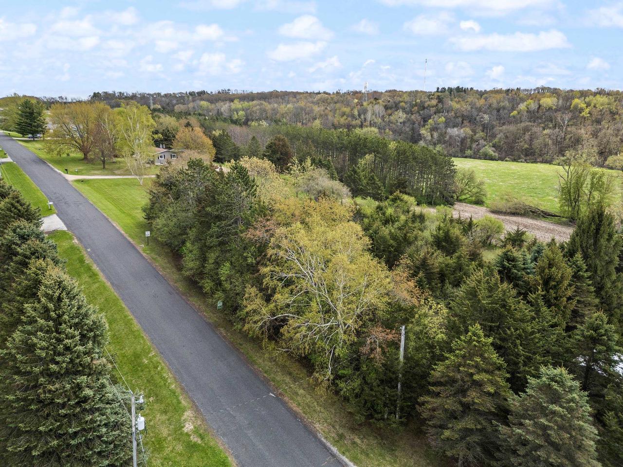L21 Spring Lake Road