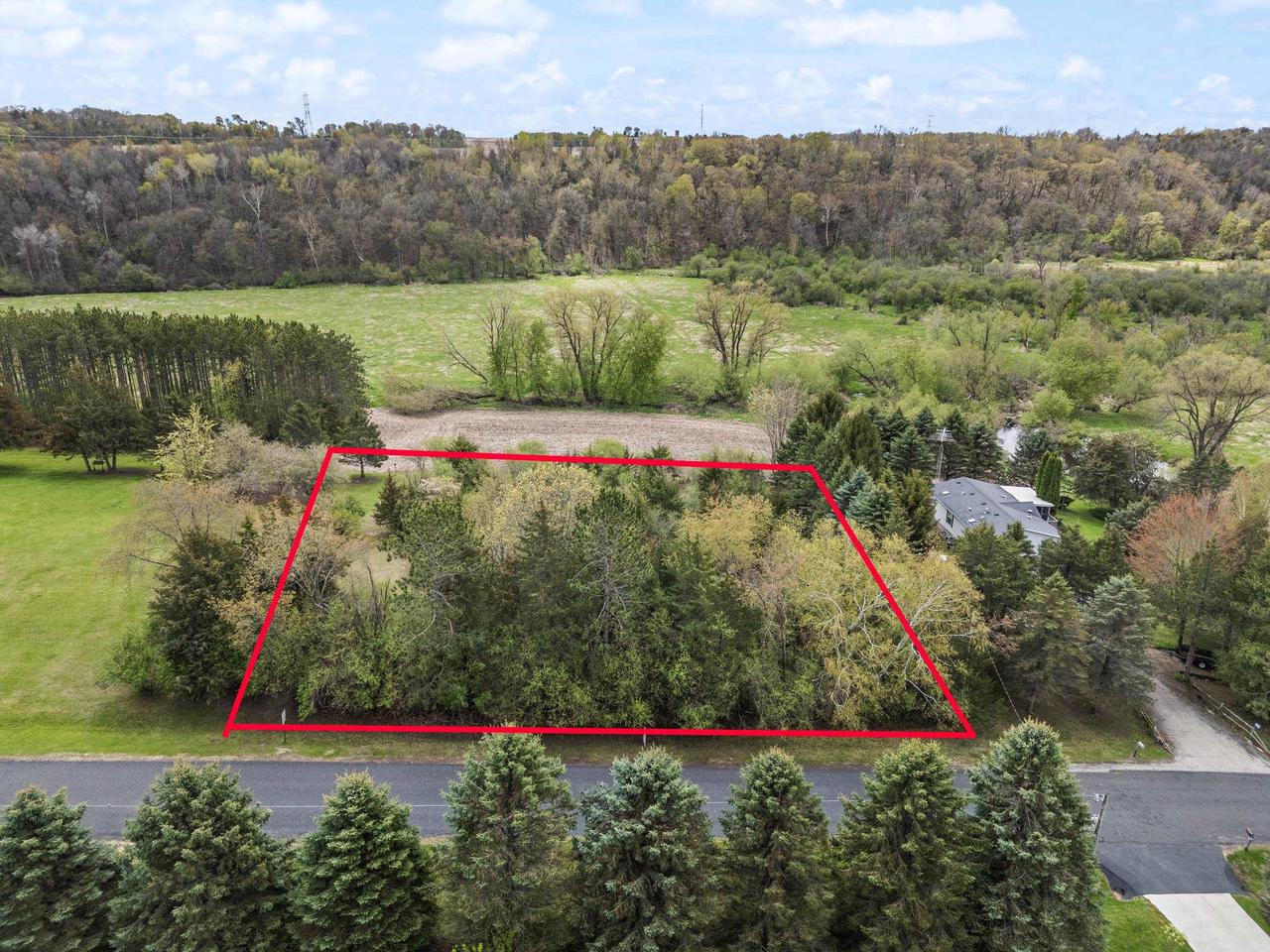 L21 Spring Lake Road