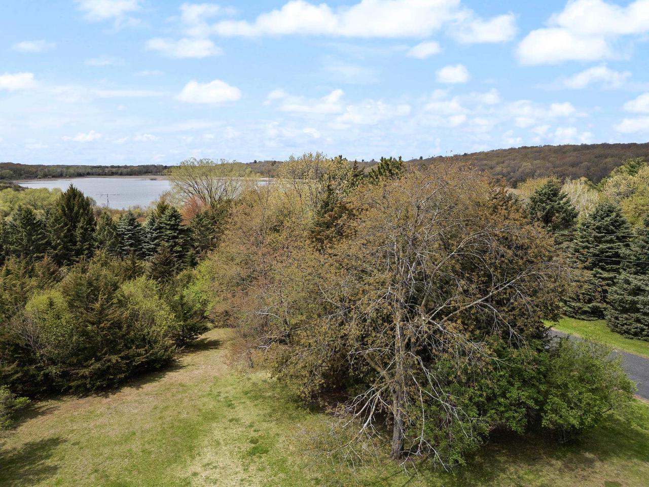 L21 Spring Lake Road