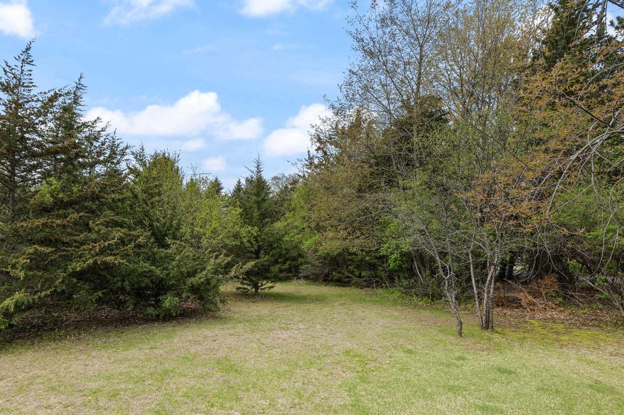 L21 Spring Lake Road