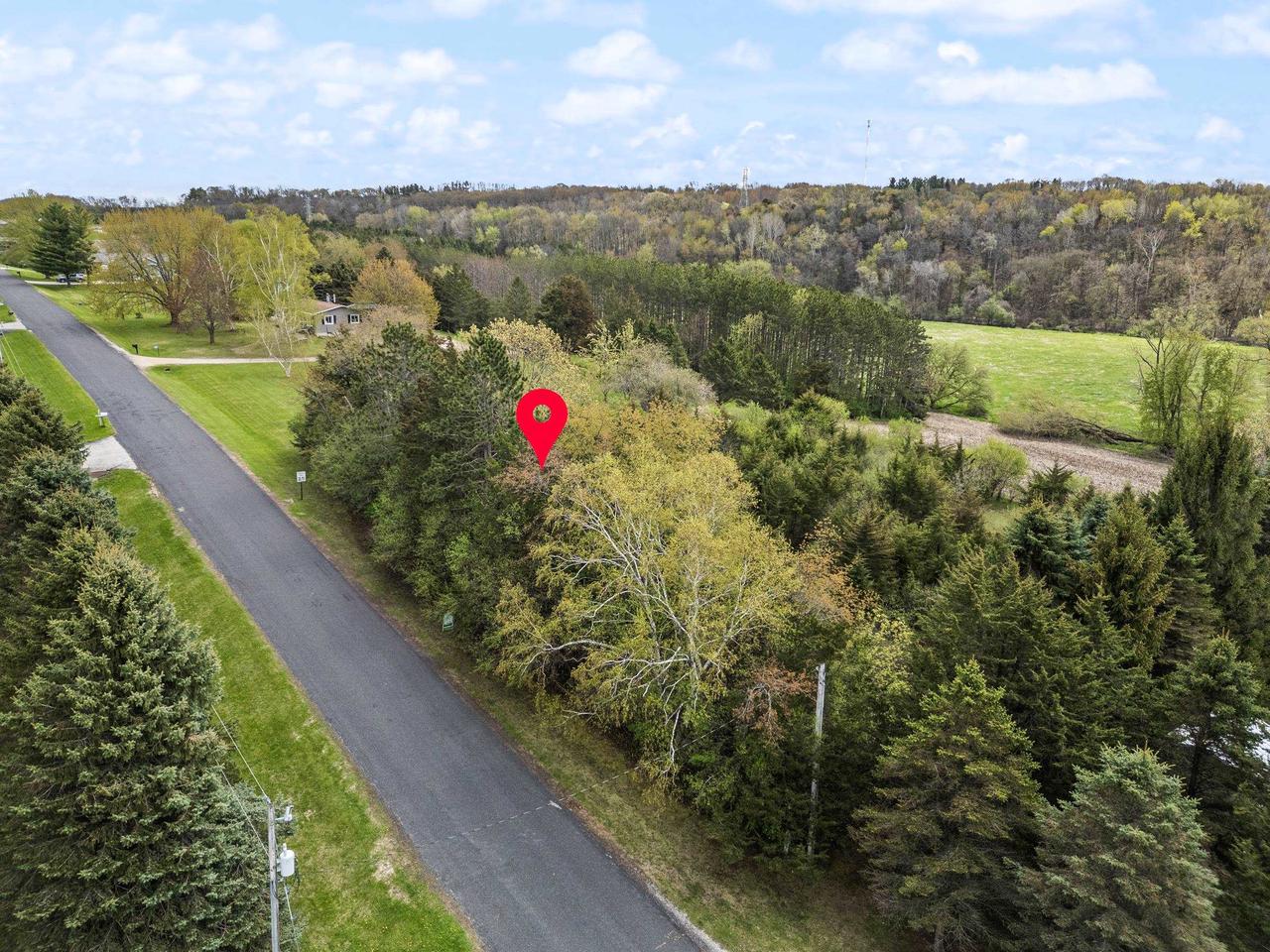 L21 Spring Lake Road