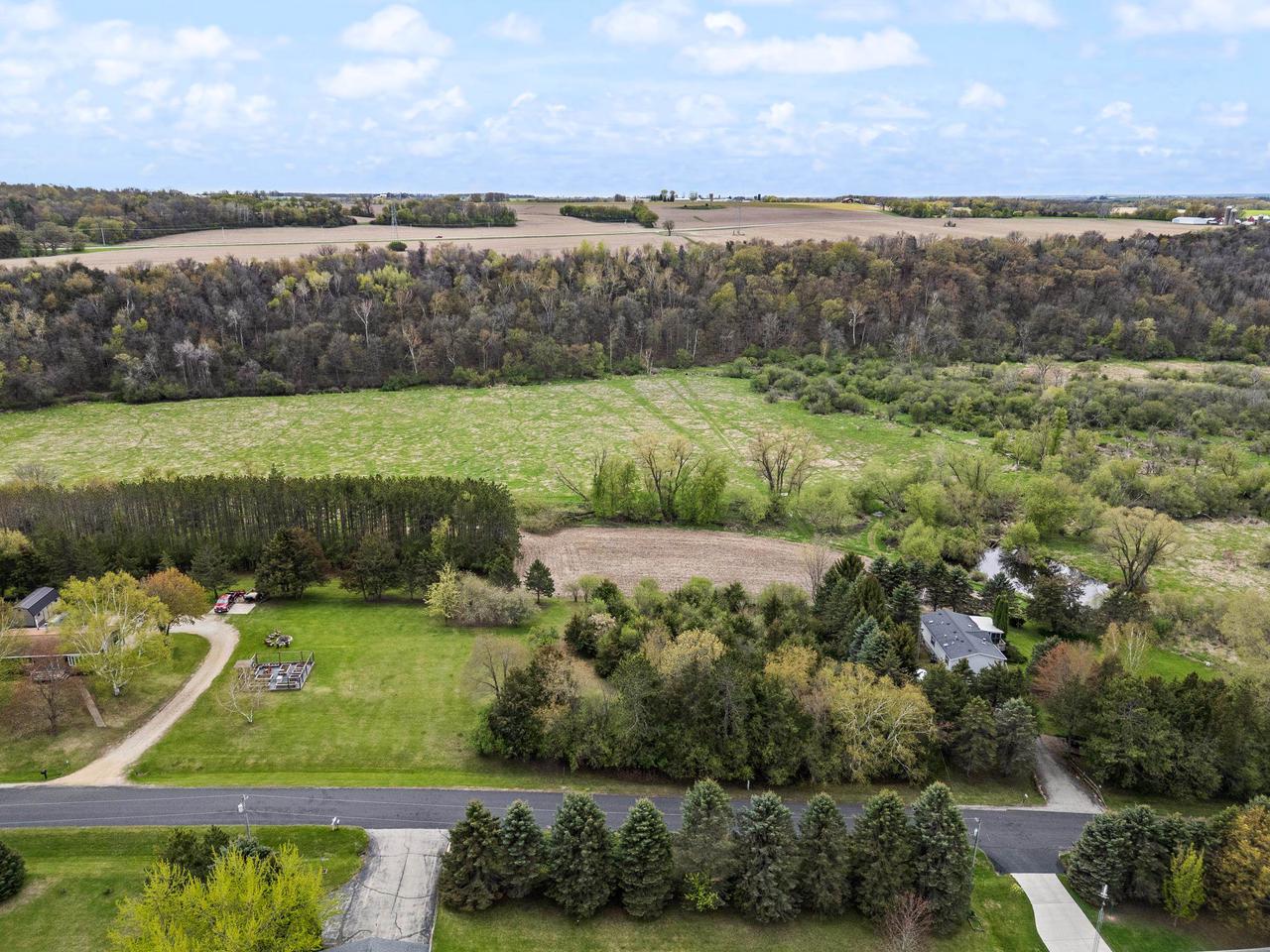 L21 Spring Lake Road