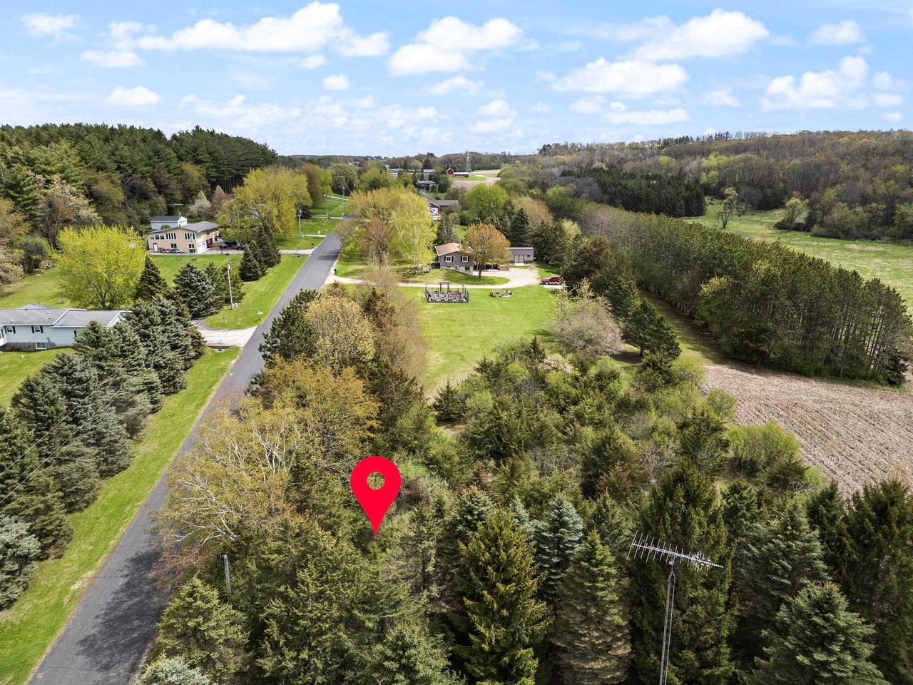L21 Spring Lake Road