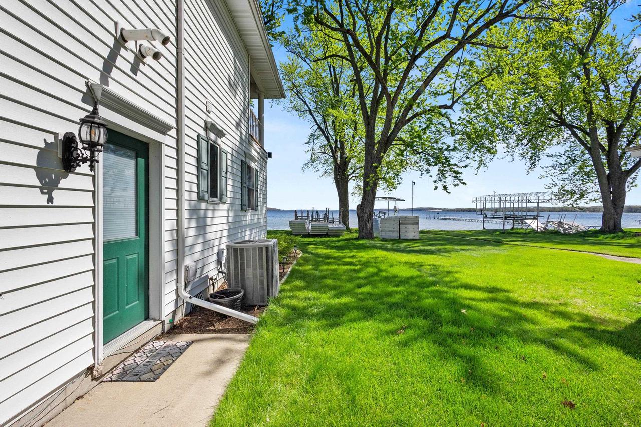 N4286 S Lakeshore Drive
