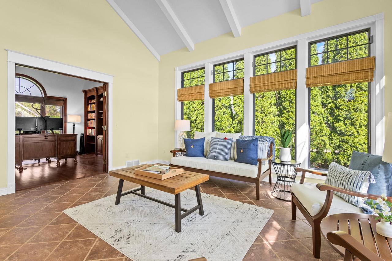 N4286 S Lakeshore Drive