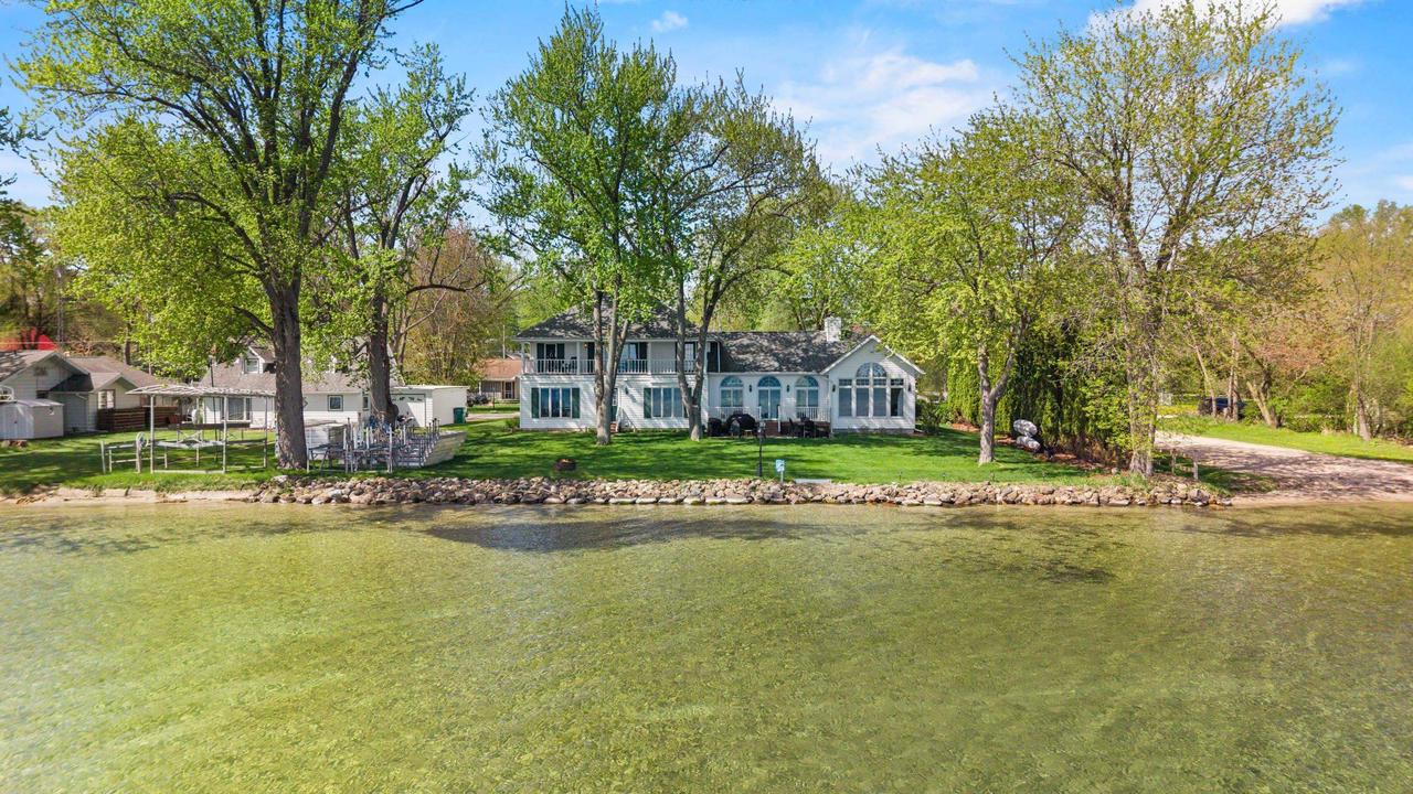 N4286 S Lakeshore Drive