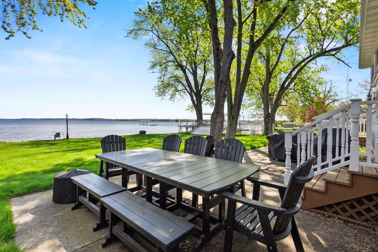 N4286 S Lakeshore Drive