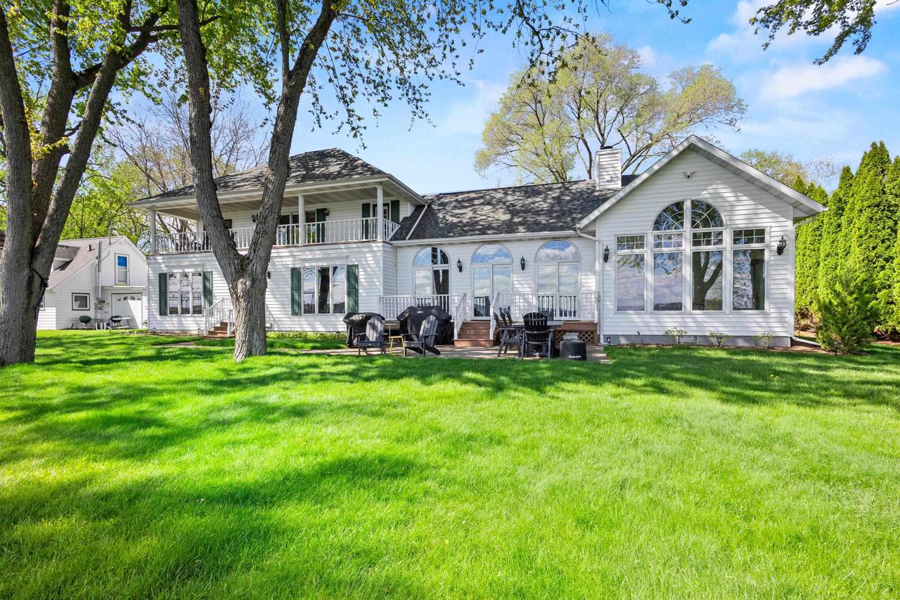 N4286 S Lakeshore Drive
