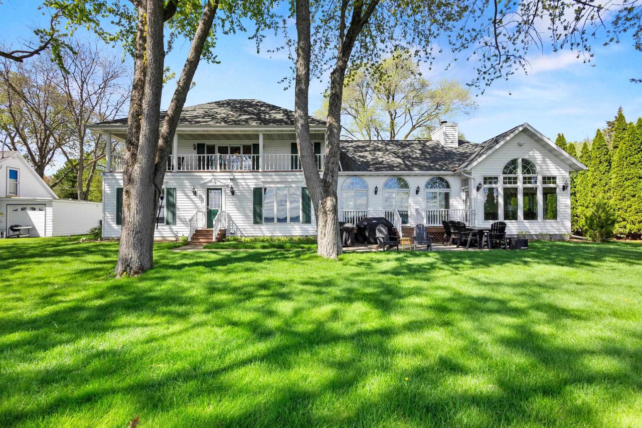 N4286 S Lakeshore Drive