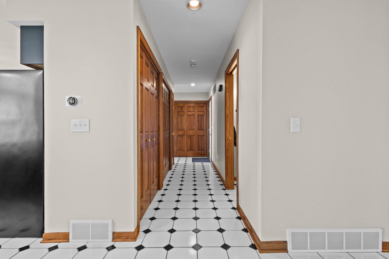 N4286 S Lakeshore Drive