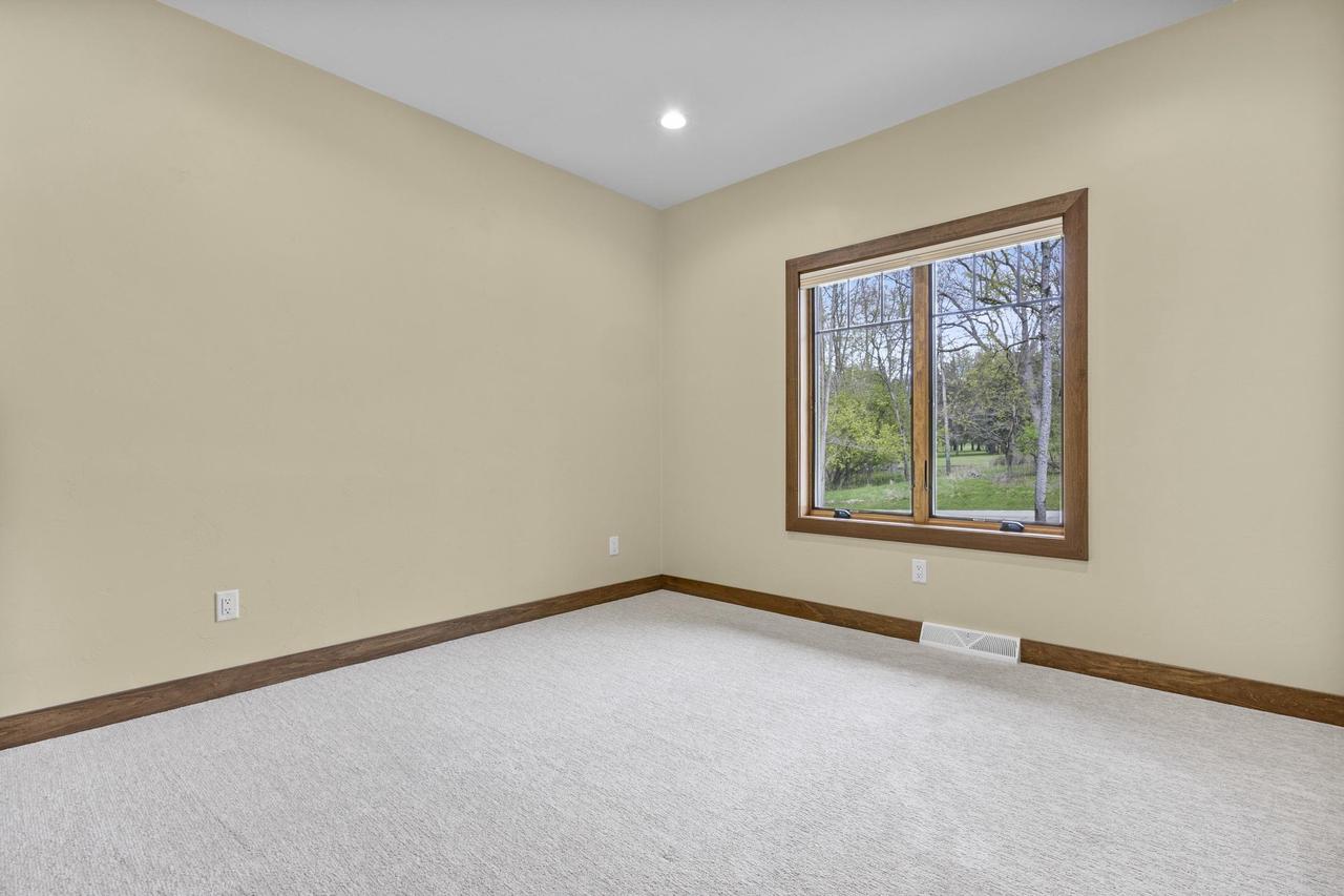 433 Evensong Way