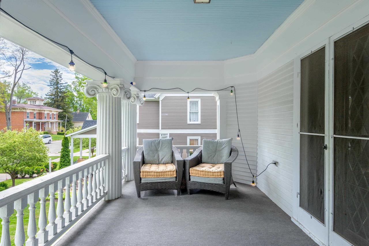175 N Adams Avenue