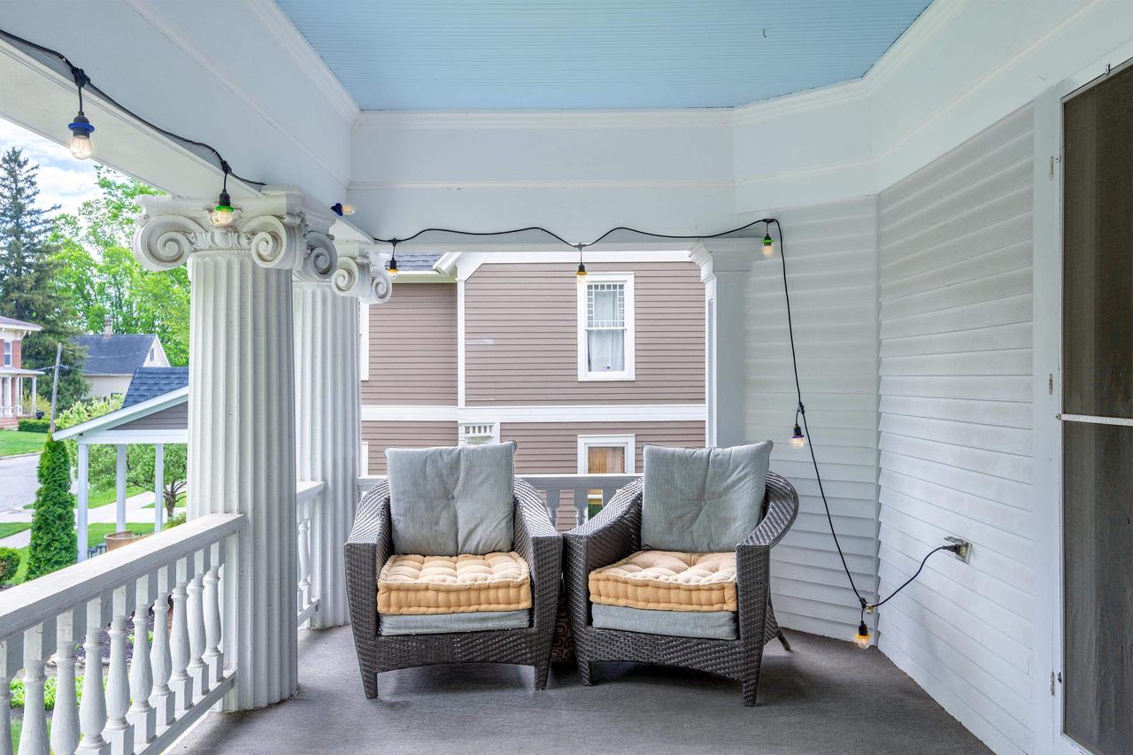 175 N Adams Avenue