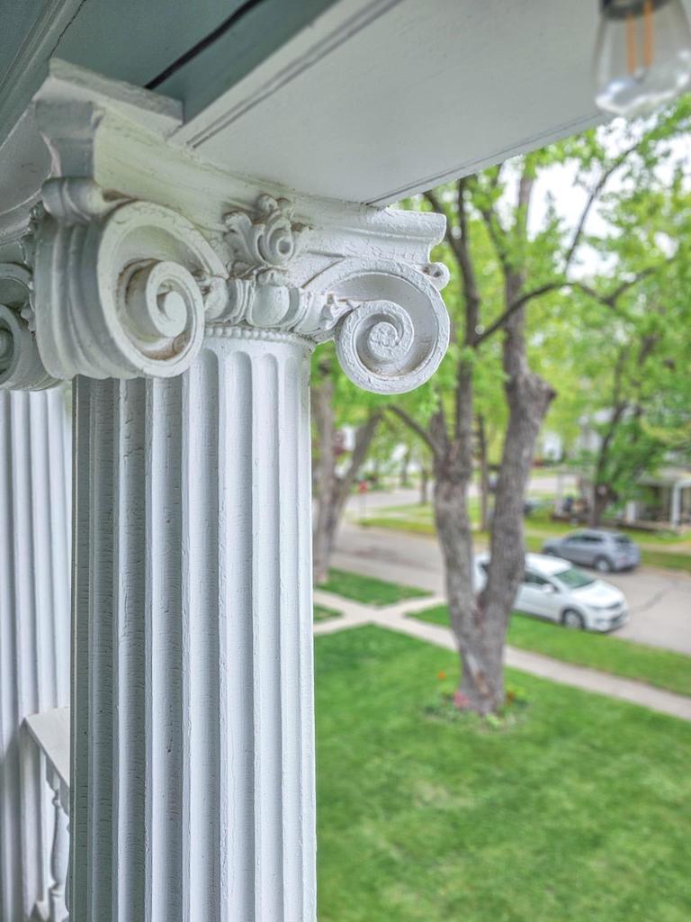 175 N Adams Avenue